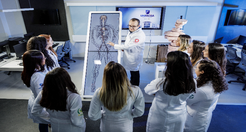 &Aacute;reas da enfermagem: especialistas falam sobre as diversas possibilidades de atua&ccedil;&atilde;o