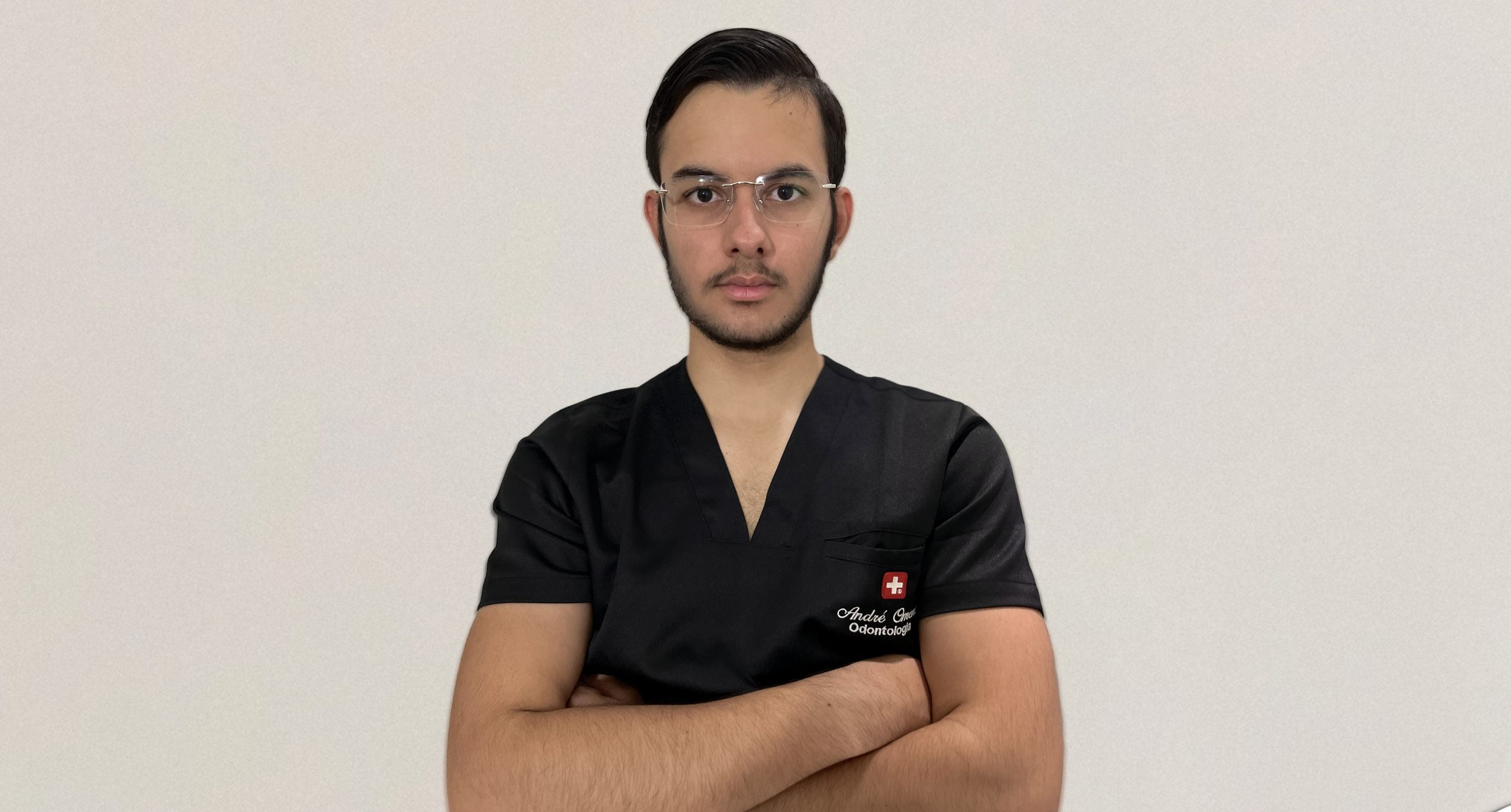 Aluno do curso de odontologia publica artigo em revista cient&iacute;fica multidisciplinar&nbsp;
