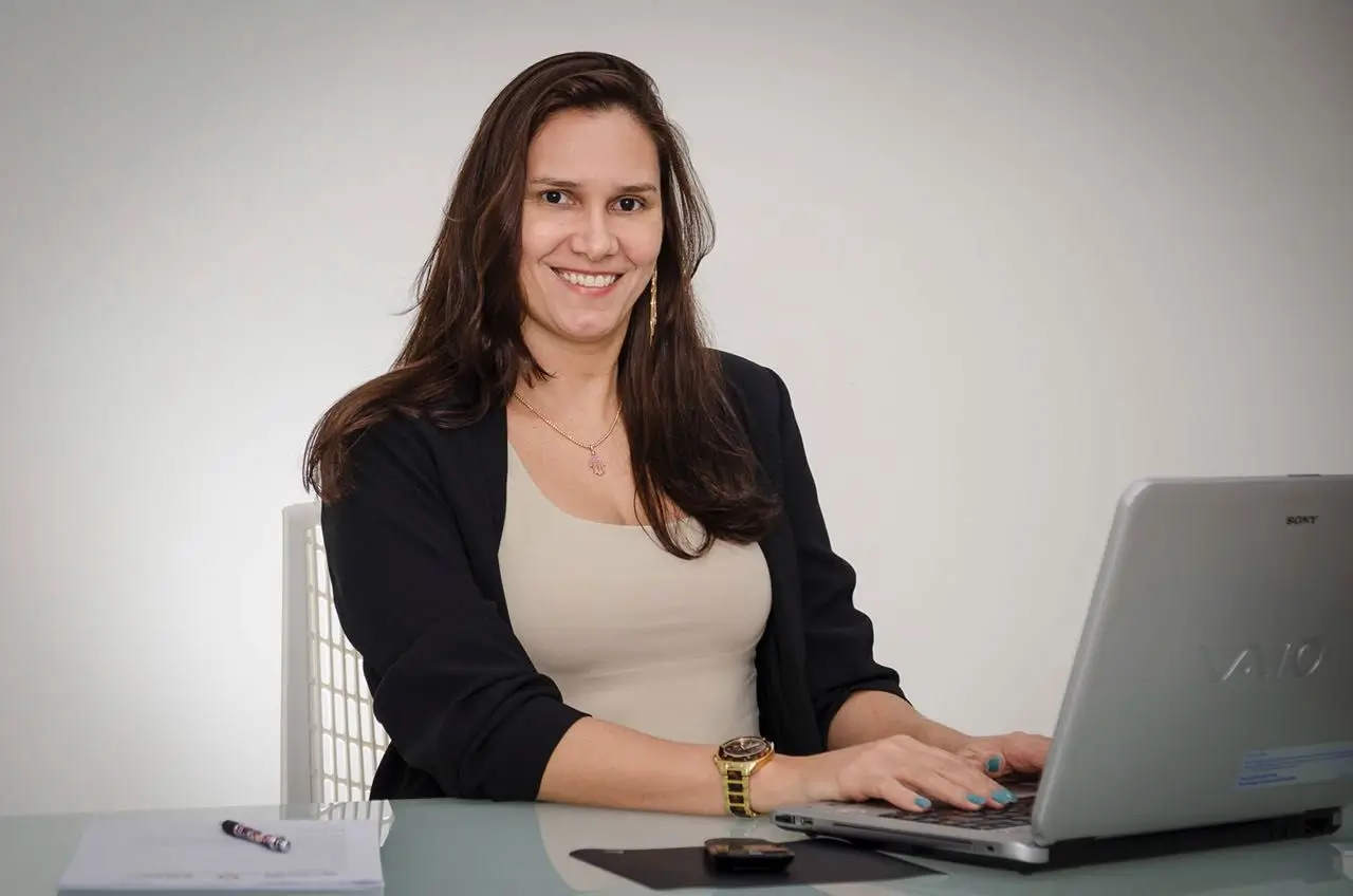 Foto do Professor Rosangela Vieira