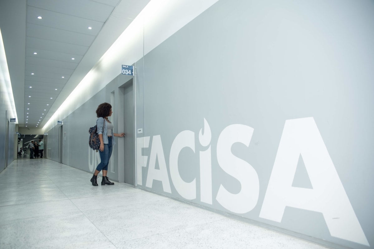 Imagens apresentando o campus