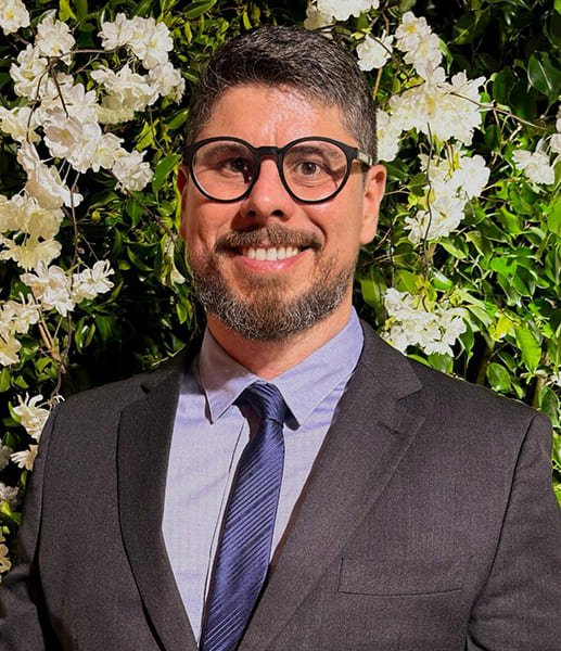 Foto do Professor Alberto Ramos