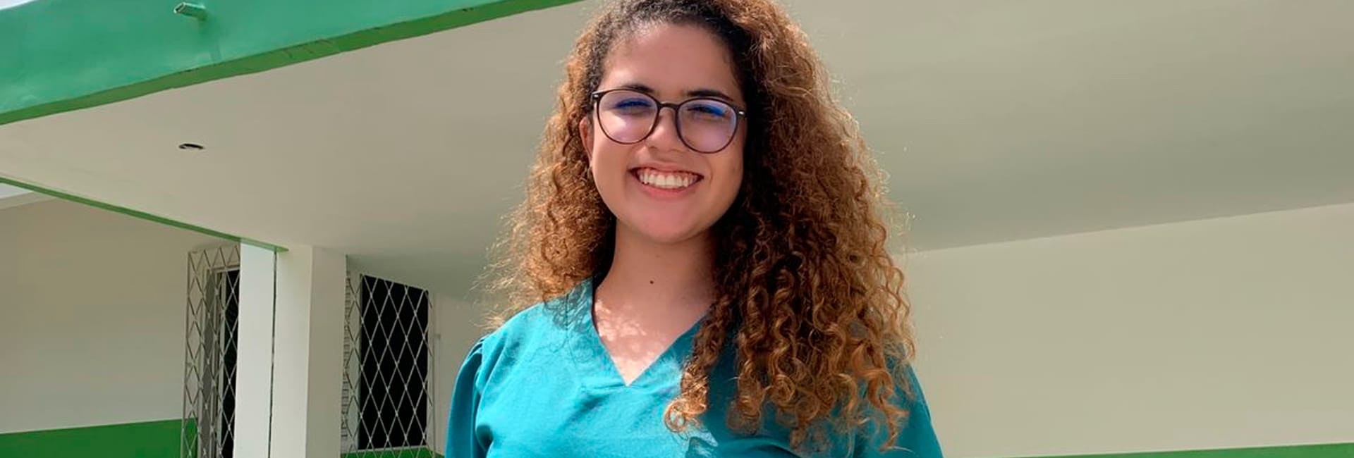 Egressa de Fisioterapia refor&ccedil;a a import&acirc;ncia da gradua&ccedil;&atilde;o para alcan&ccedil;ar o doutorado&nbsp;