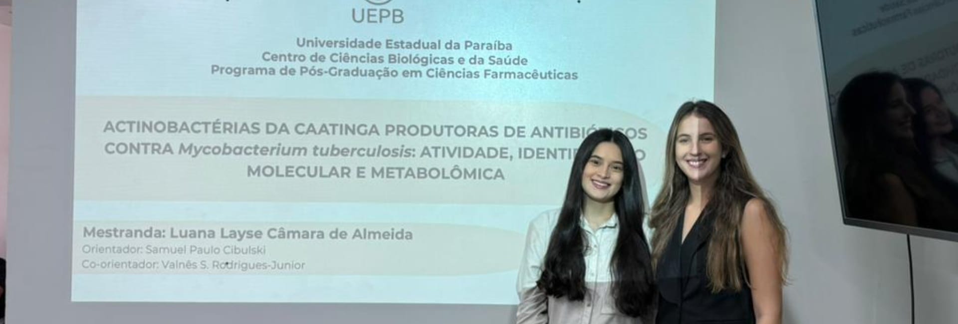 Egressas do curso de Farm&aacute;cia da Unifacisa concluem mestrado com destaque na &aacute;rea cient&iacute;fica&nbsp;